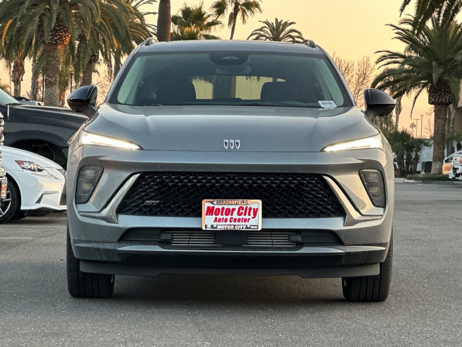 2026 Buick Envision Sport Touring photo 3