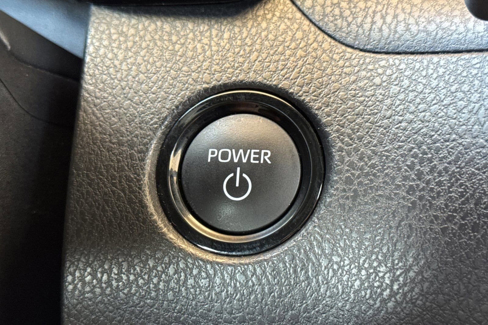 2026 Toyota Camry SE - Photo 22