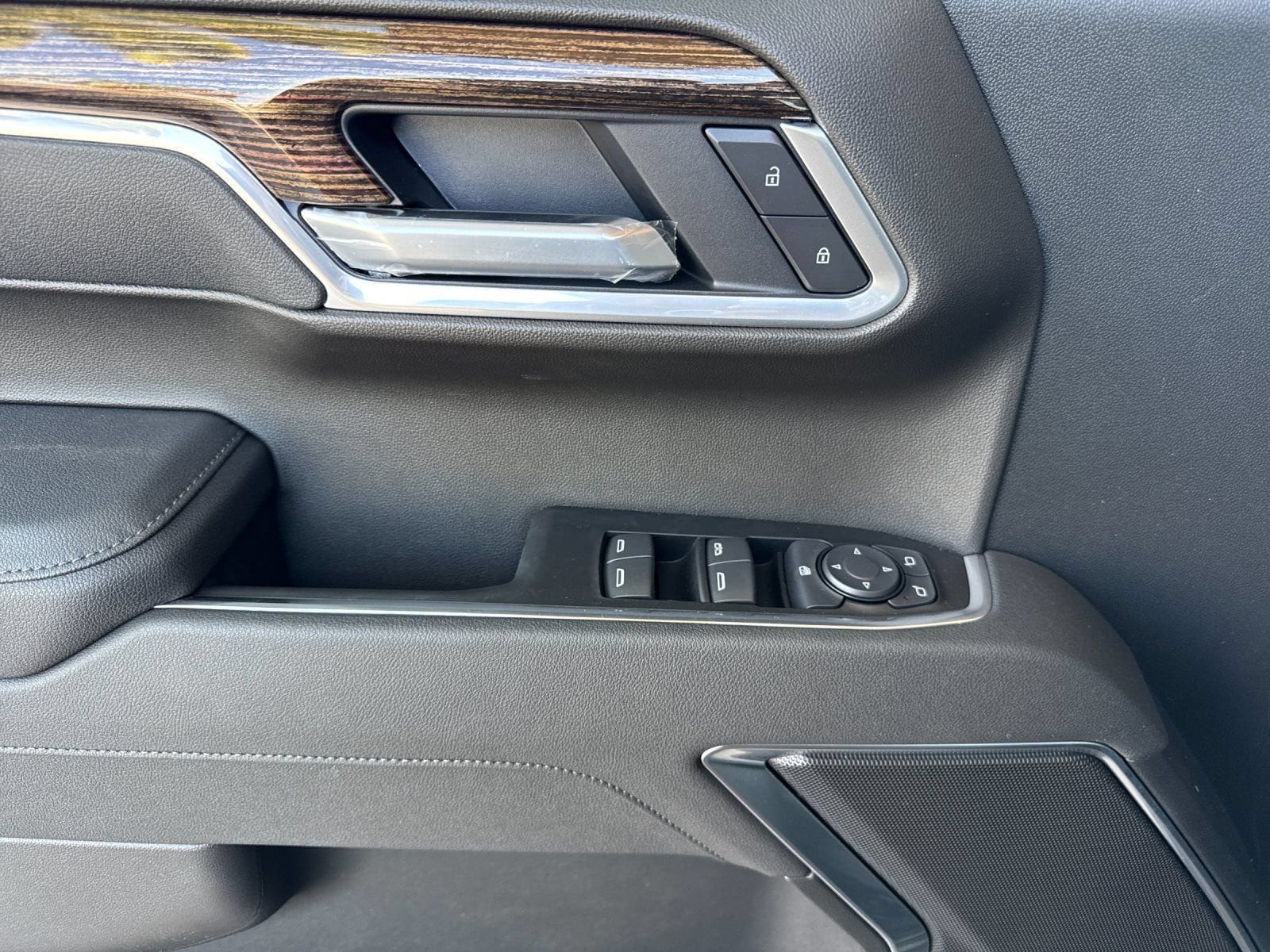 2026 GMC Sierra 1500 Elevation - Photo 10