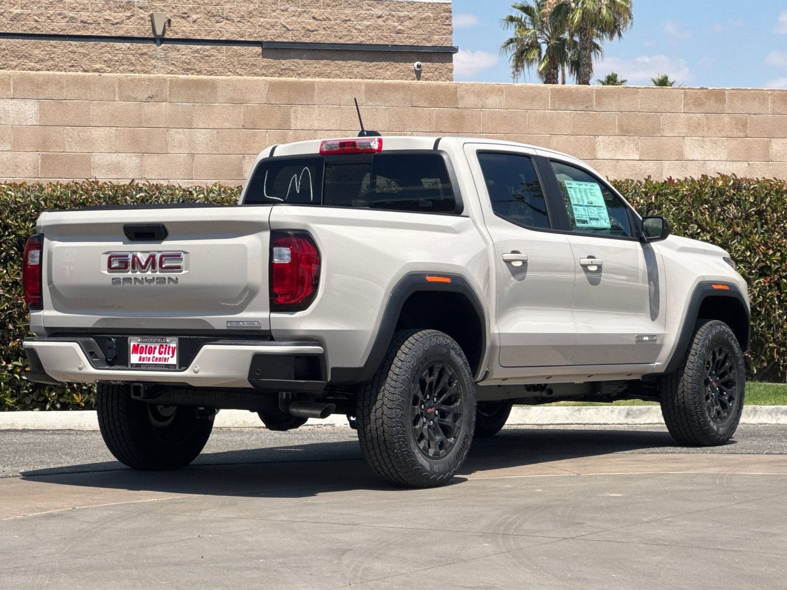 2026 GMC Canyon Elevation photo 2