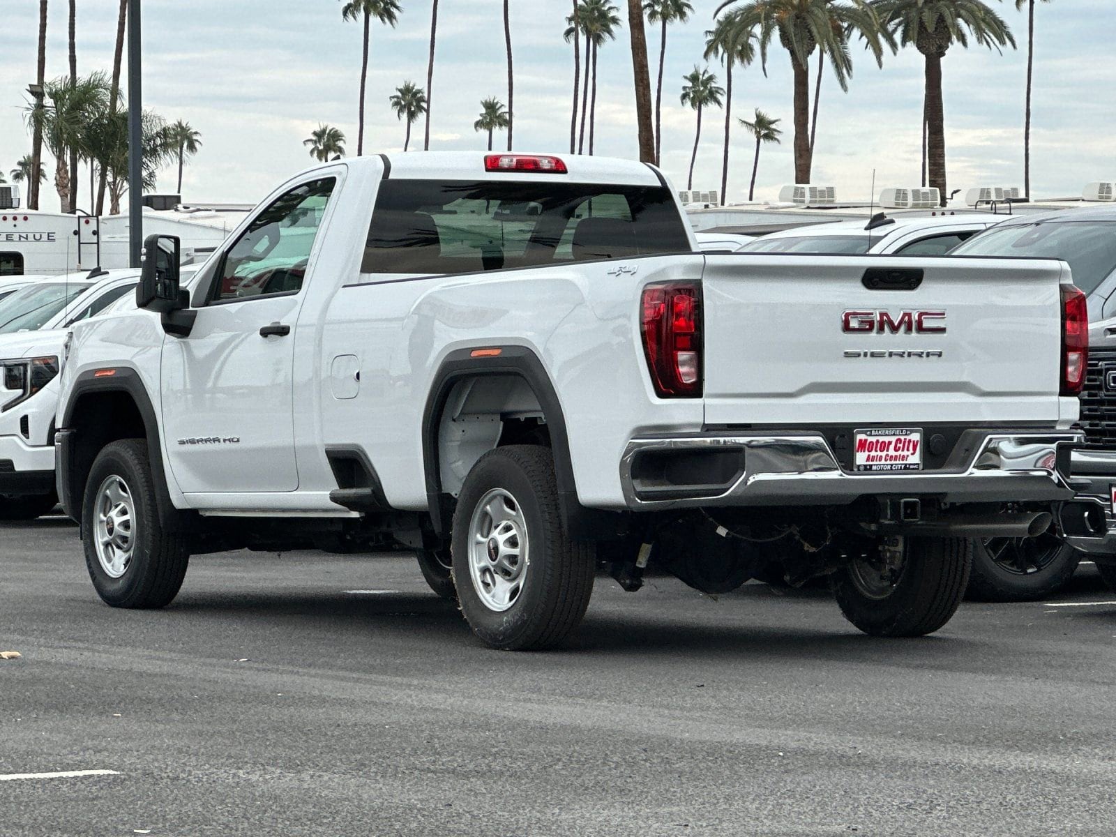 2025 GMC Sierra 2500 HD Pro photo 5