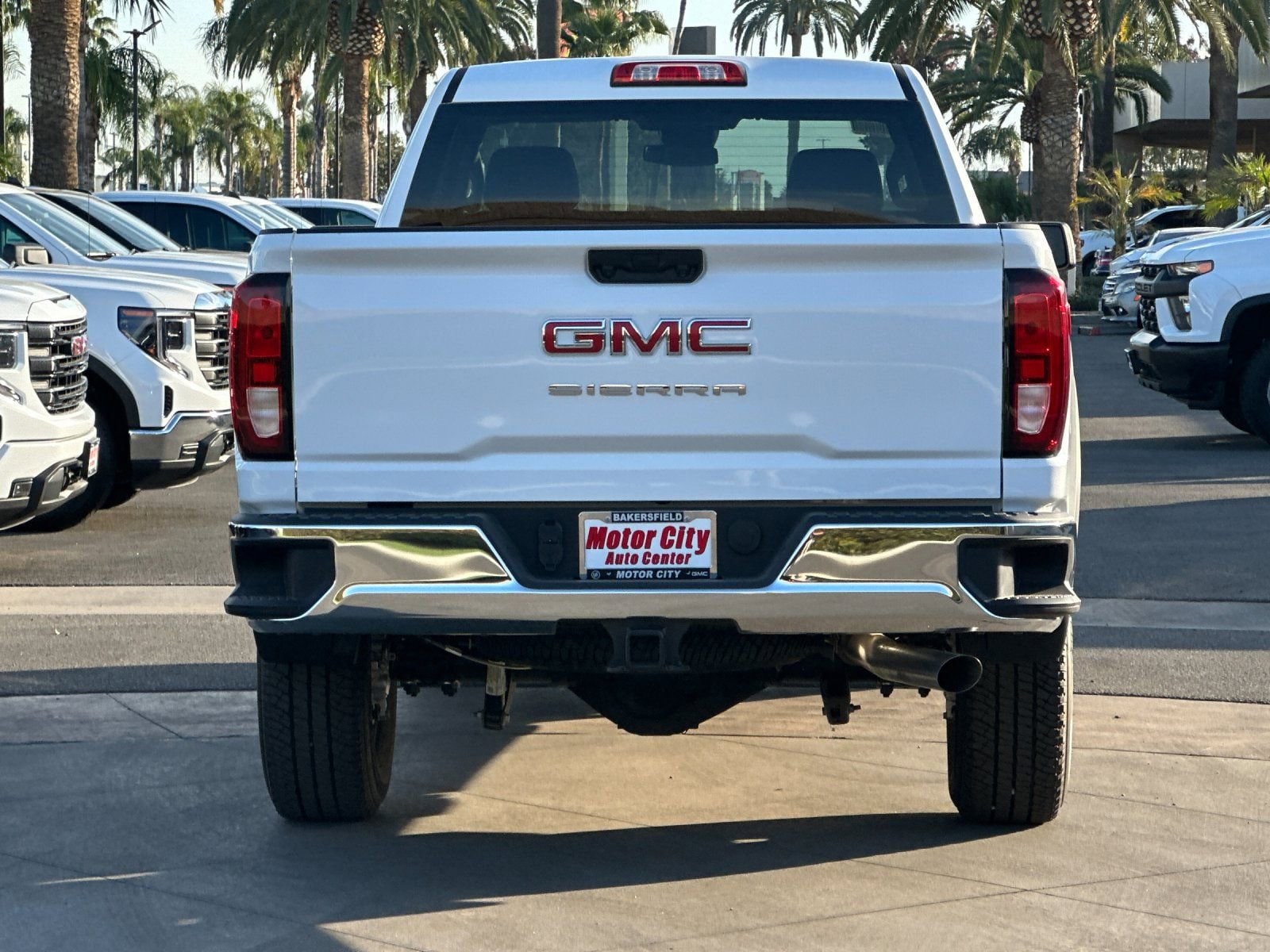 2025 GMC Sierra 2500 HD Pro photo 4