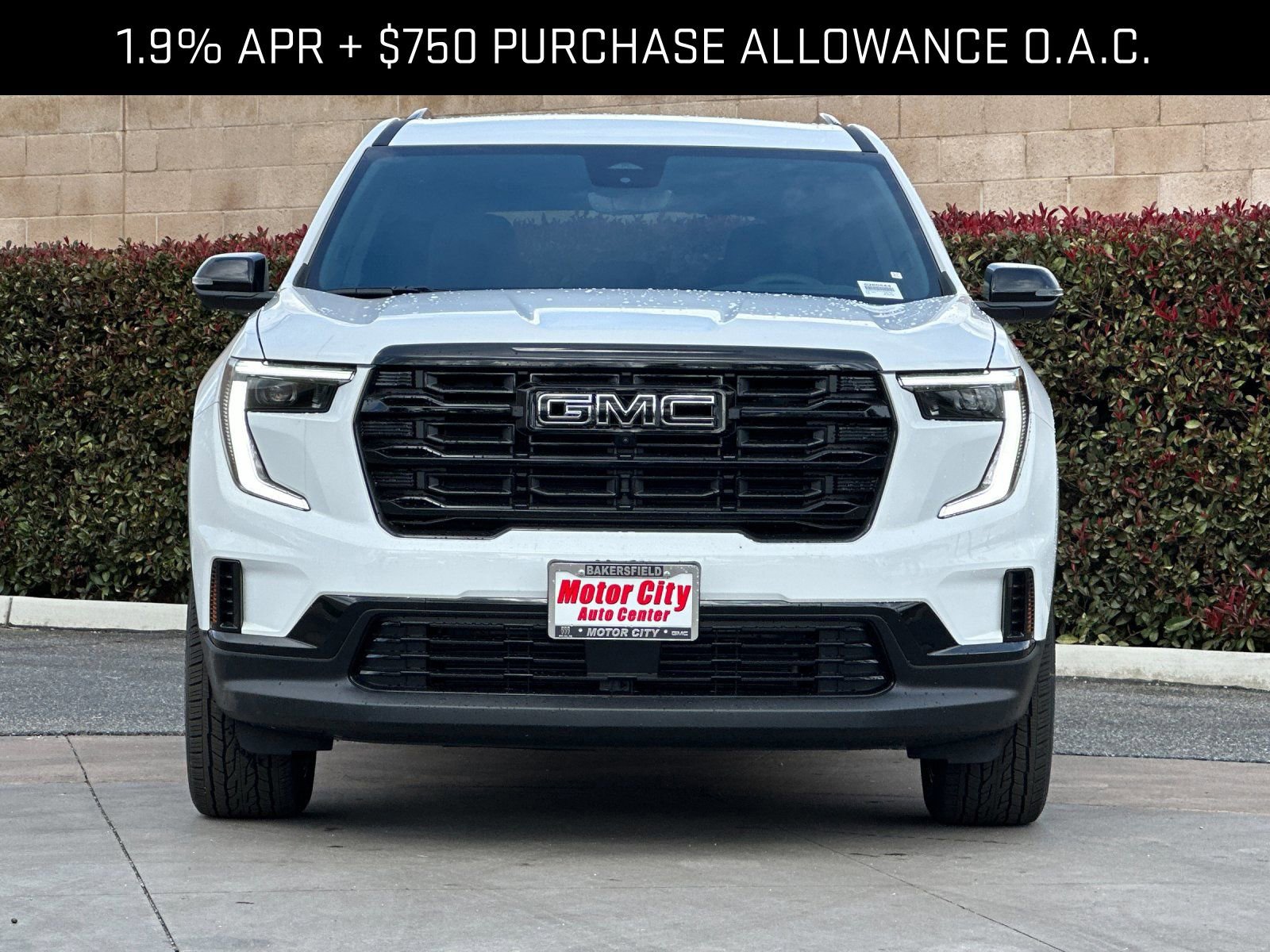 2026 GMC Acadia Elevation photo 3