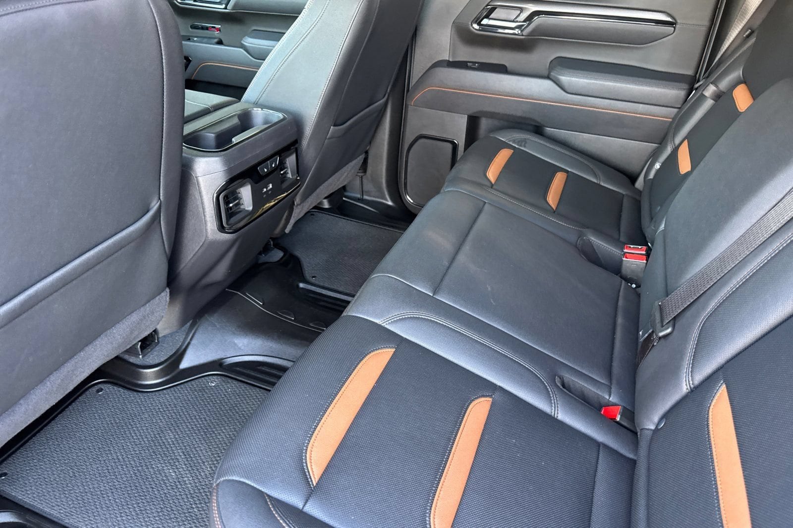 2025 GMC Sierra 1500 AT4 - Photo 13