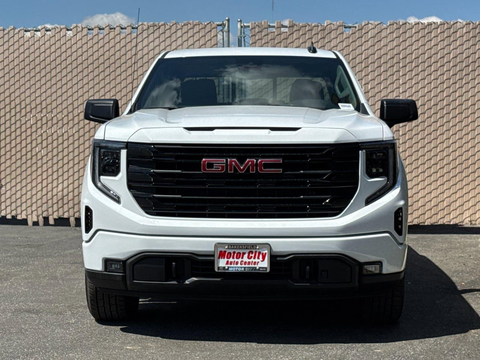 2026 GMC Sierra 1500 Elevation photo 3