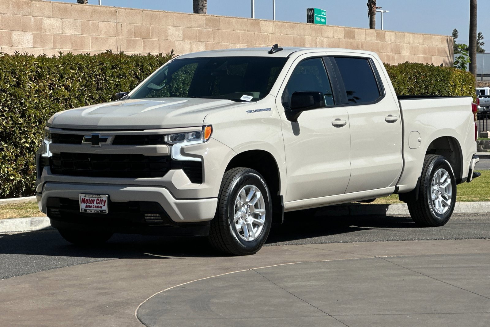 2026 Chevrolet Silverado 1500 RST - Photo 8