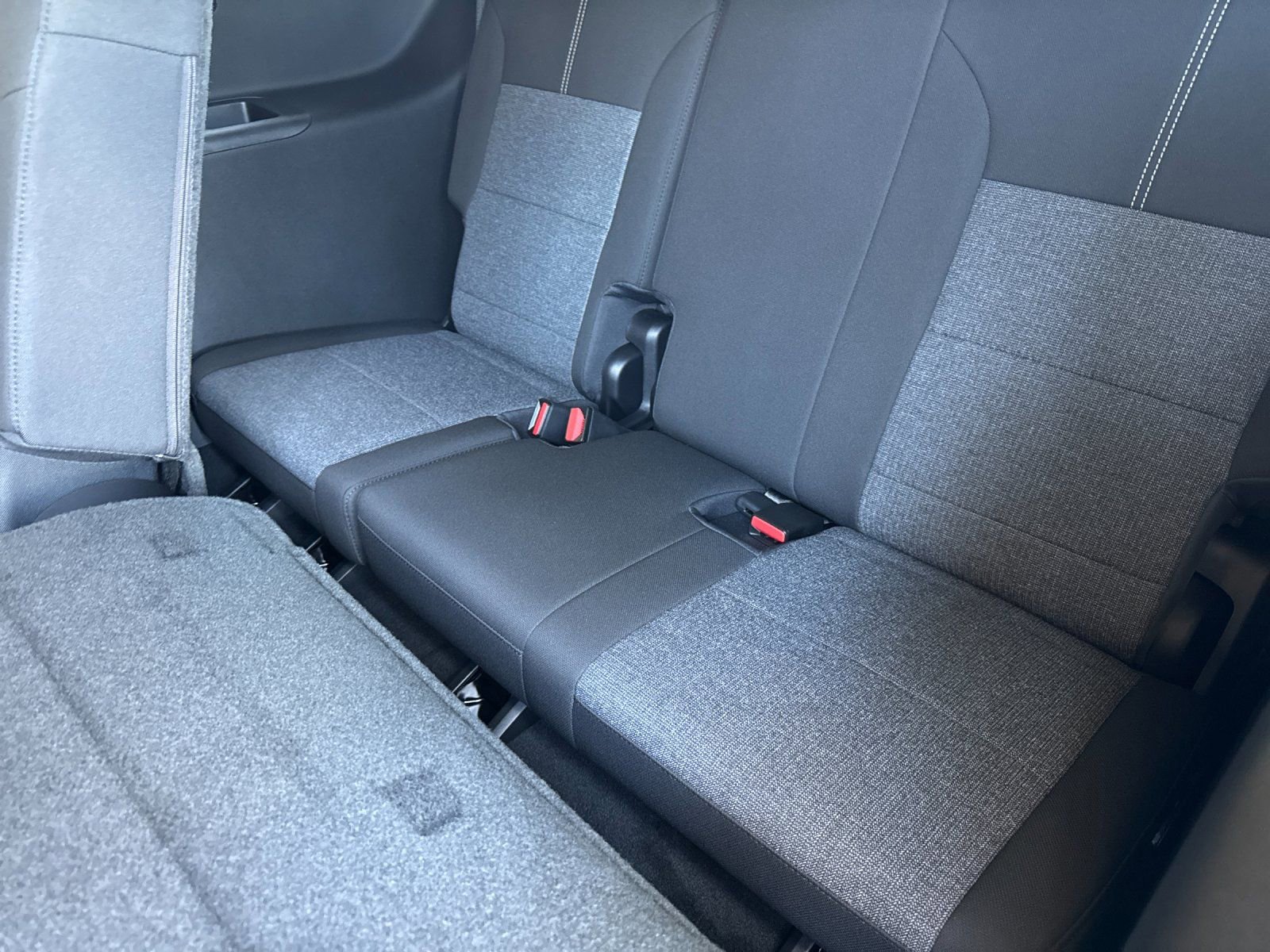 2026 GMC Acadia Elevation - Photo 14