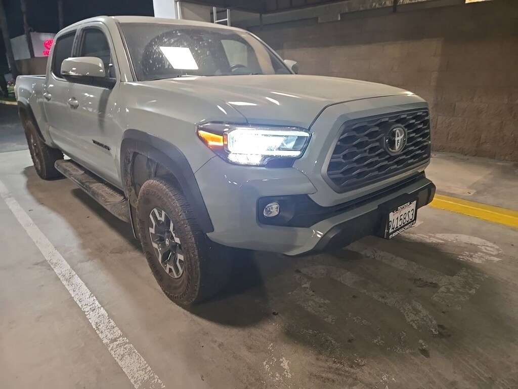 Used 2023 Toyota Tacoma 4WD SR5 Truck Double Cab