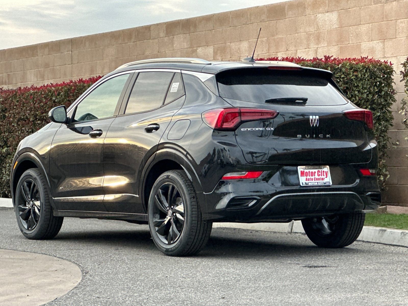 2026 Buick Encore GX Sport Touring photo 4