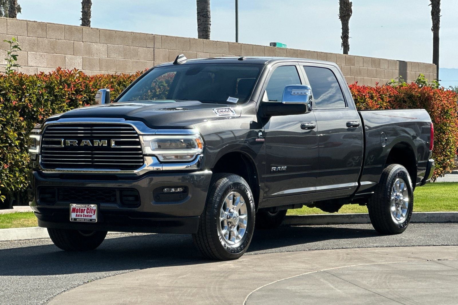 2024 Ram 2500 Laramie photo 3