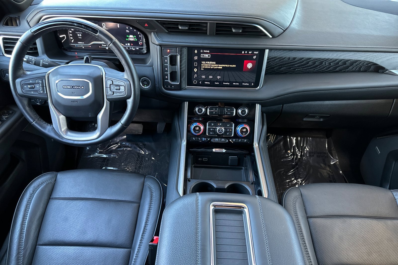 2024 GMC Yukon Denali - Photo 14