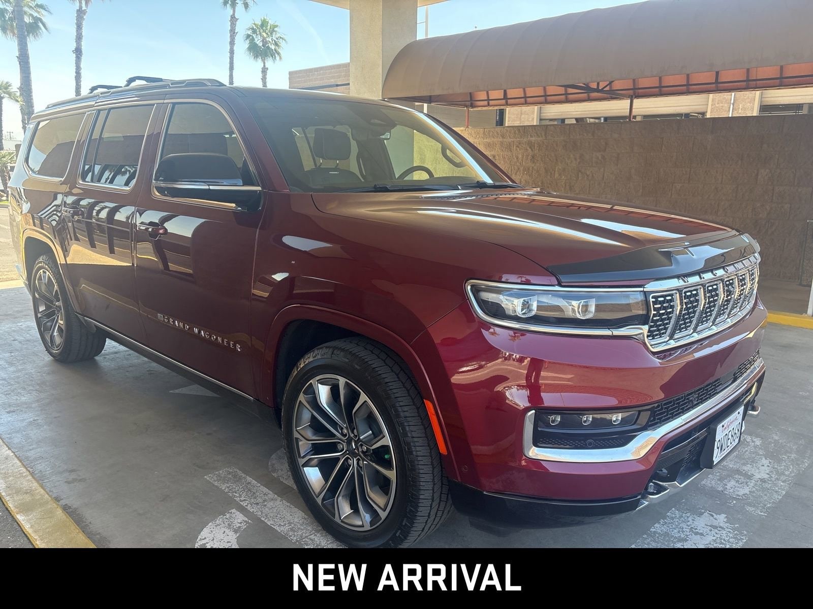 2023 Jeep Grand Wagoneer L Series III photo 6