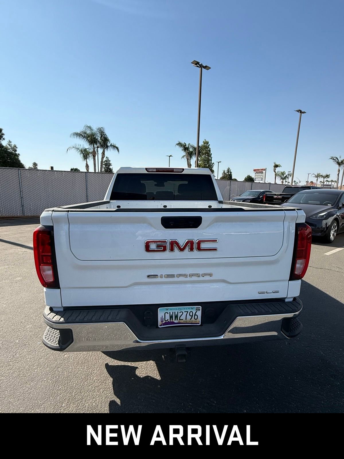 2024 Gmc Sierra 1500 SLE photo 2