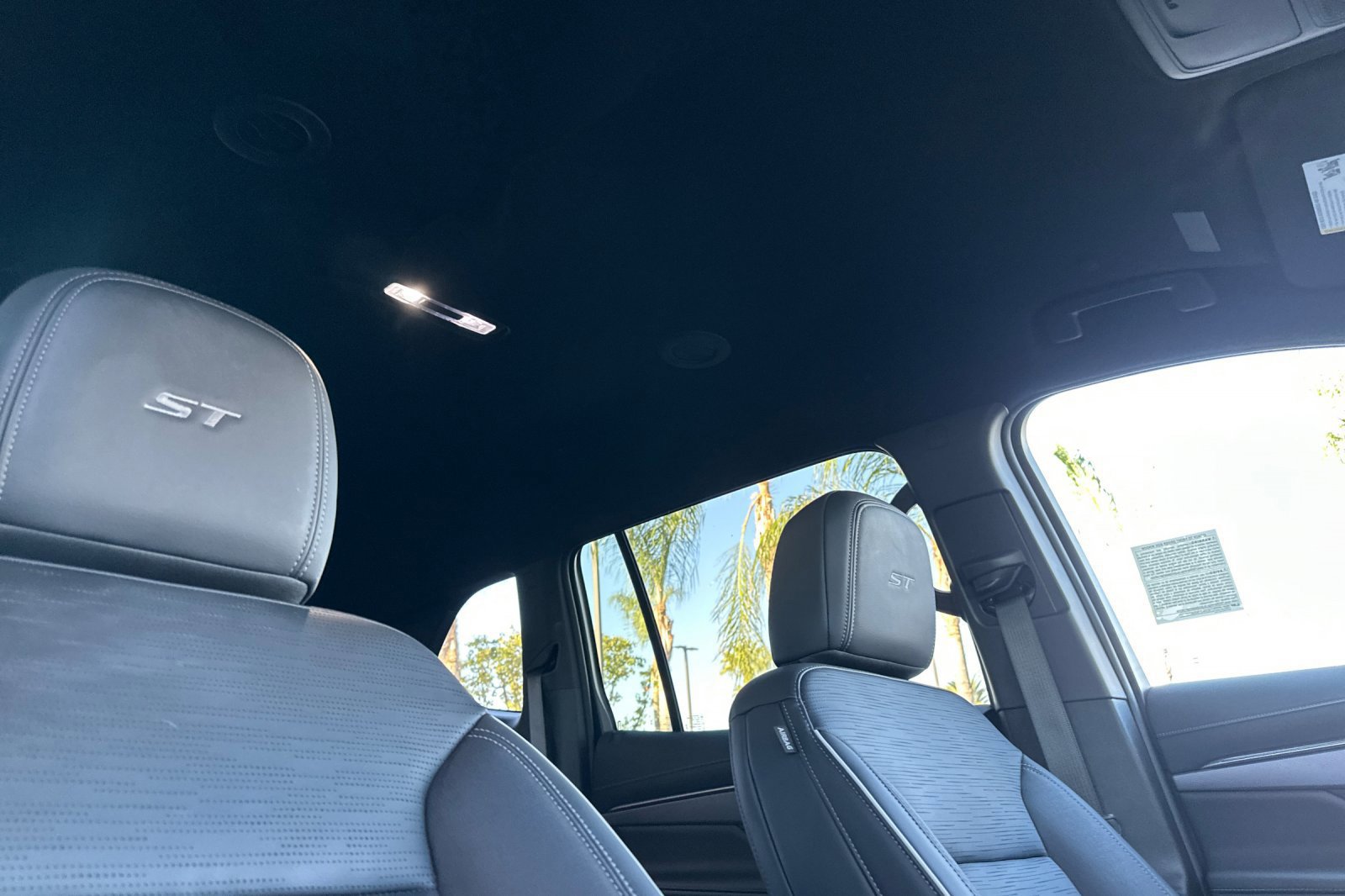 2026 Buick Enclave Sport Touring - Photo 19