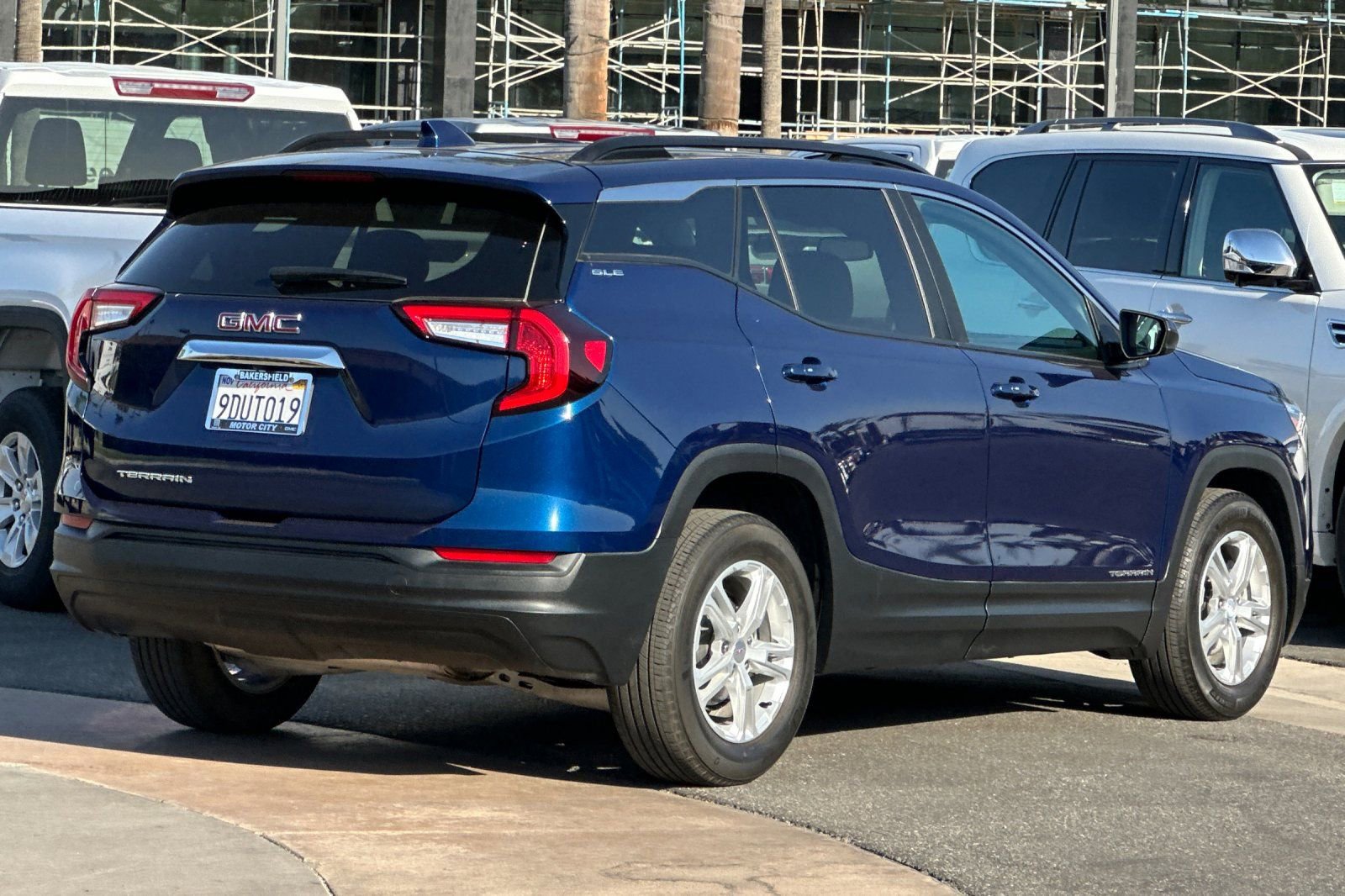 2022 Gmc Terrain SLE photo 2