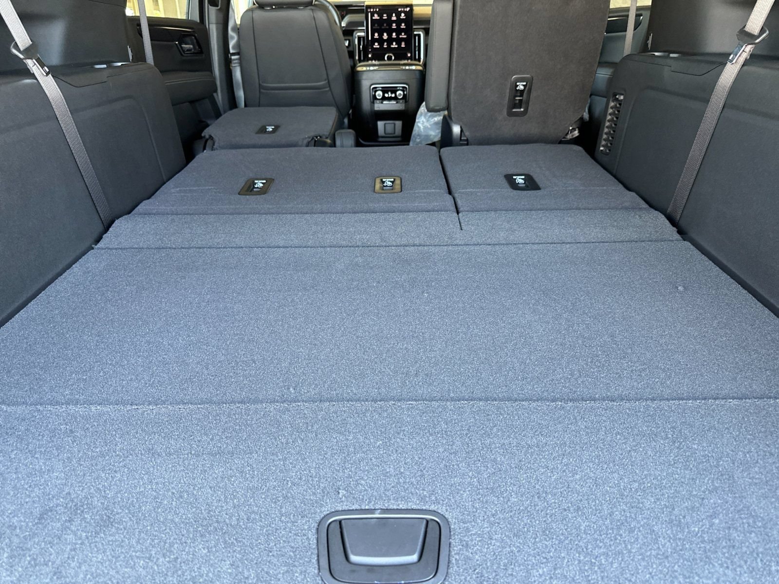 2026 GMC Yukon XL Elevation - Photo 15