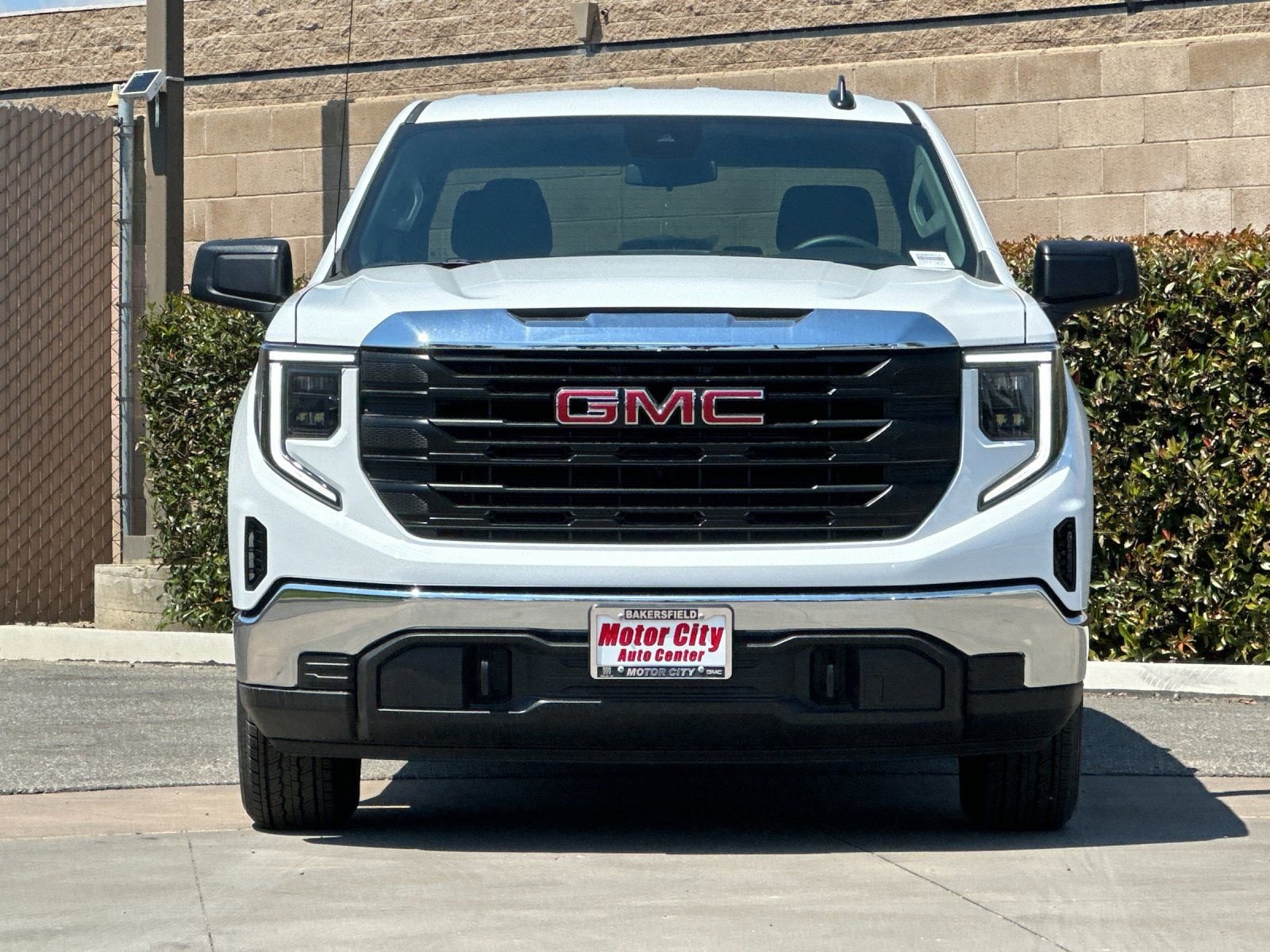 2026 GMC Sierra 1500 Pro photo 3