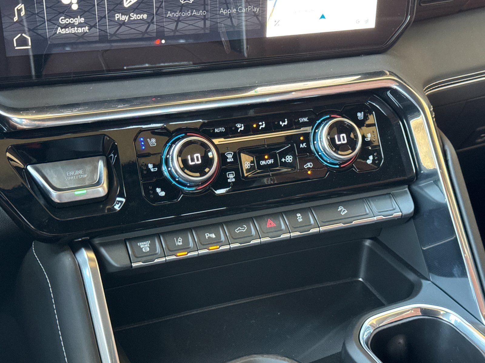 2026 GMC Sierra 2500HD Denali Ultimate - Photo 16