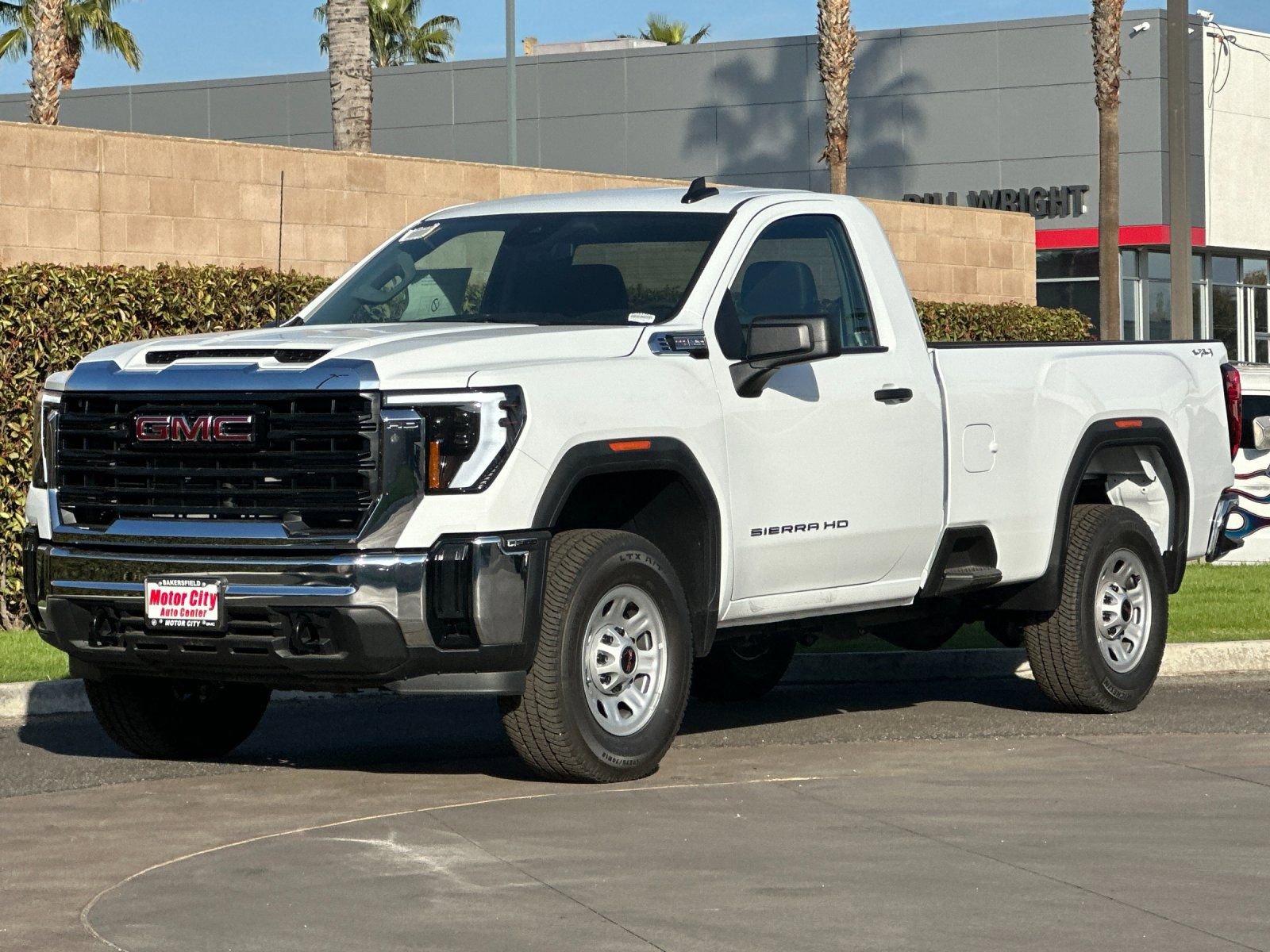 2025 GMC Sierra 2500 HD Pro photo 3