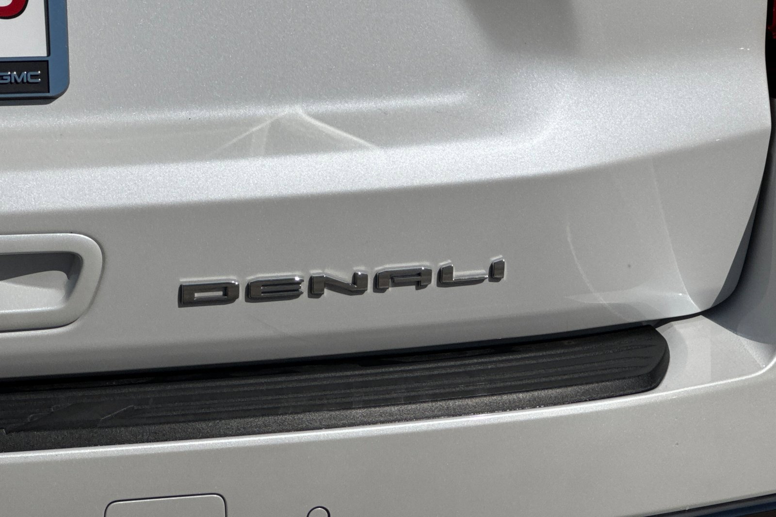 2023 GMC Yukon Denali Ultimate - Photo 30