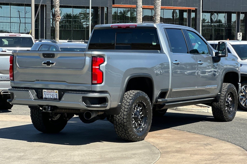 Used 2024 Chevrolet Silverado 3500 HD High Country Truck Crew Cab