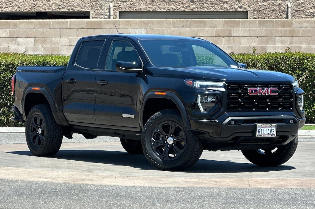 Used 2023 GMC Canyon Elevation Truck