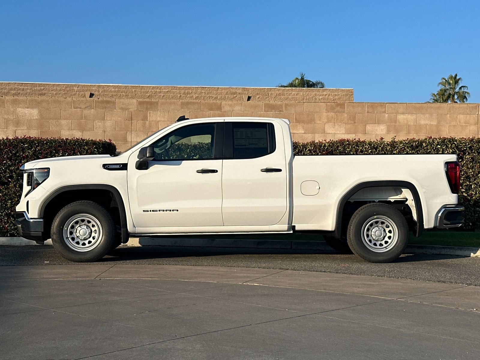 2026 GMC Sierra 1500 Pro - Photo 6
