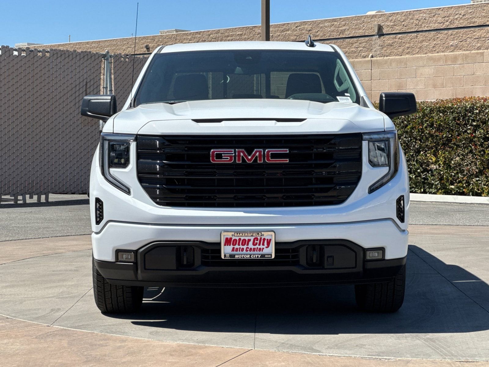 2026 GMC Sierra 1500 Elevation photo 3