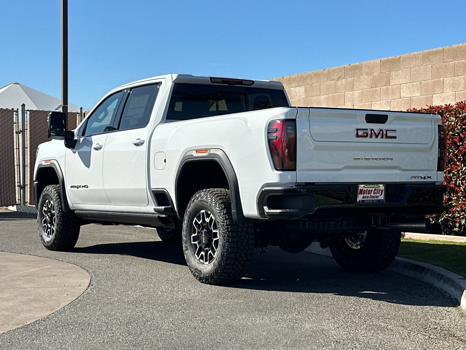 2026 GMC Sierra 2500 HD AT4X photo 4