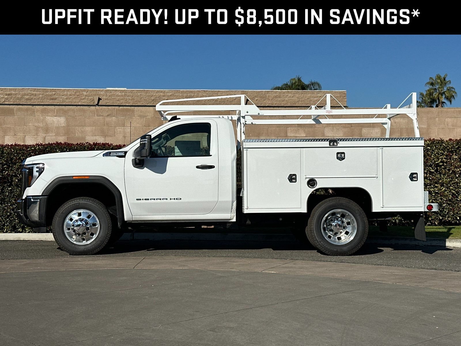 2025 GMC Sierra 3500HD Pro - Photo 6
