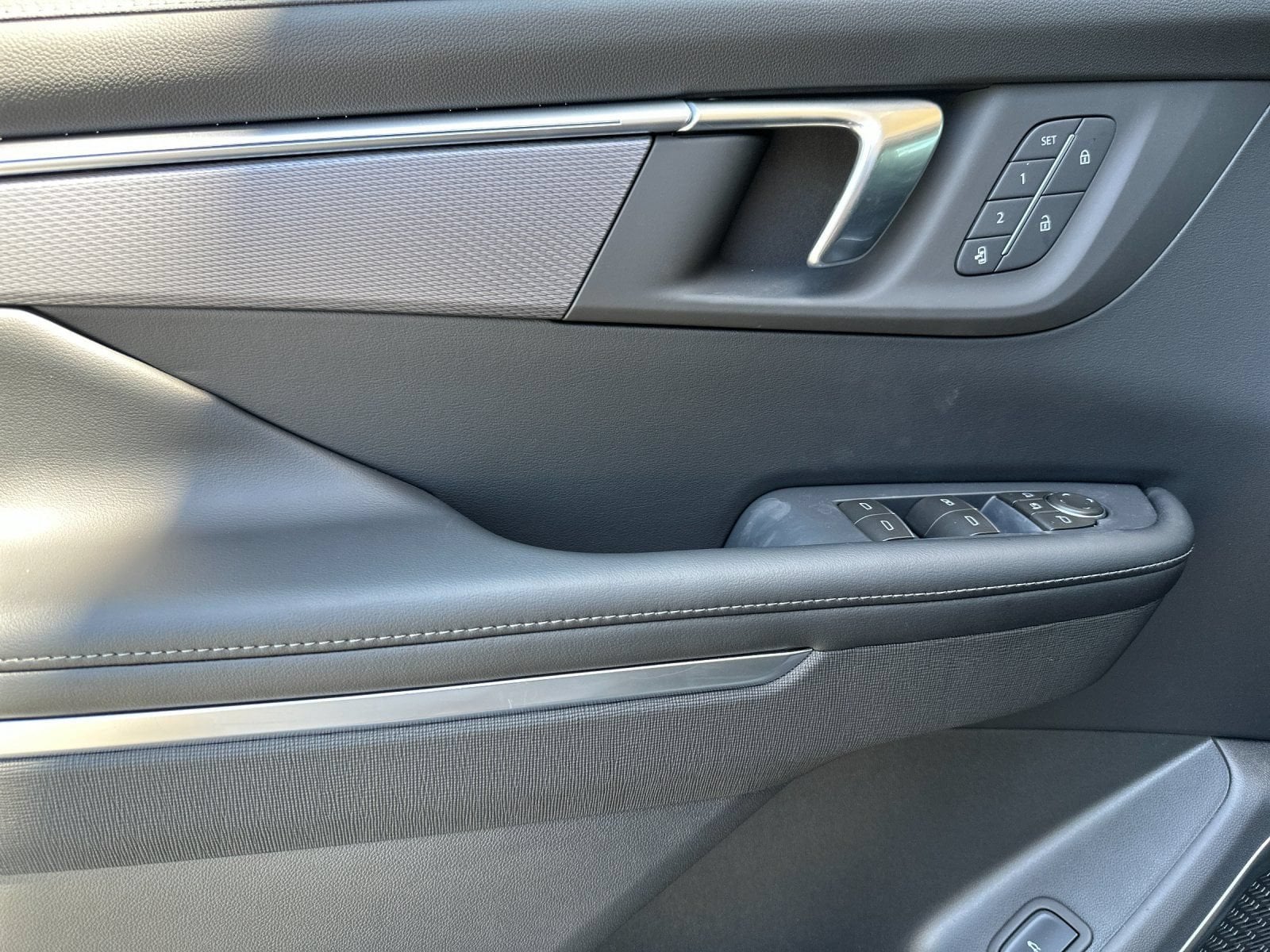 2026 Buick Enclave Sport Touring - Photo 10
