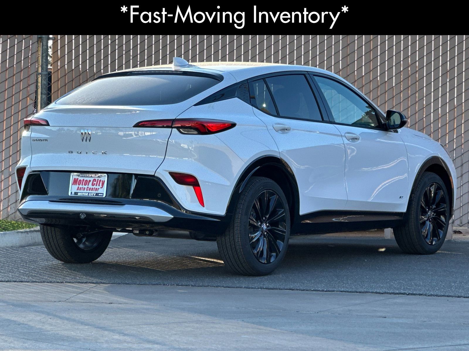 2026 Buick Envista Sport Touring photo 2