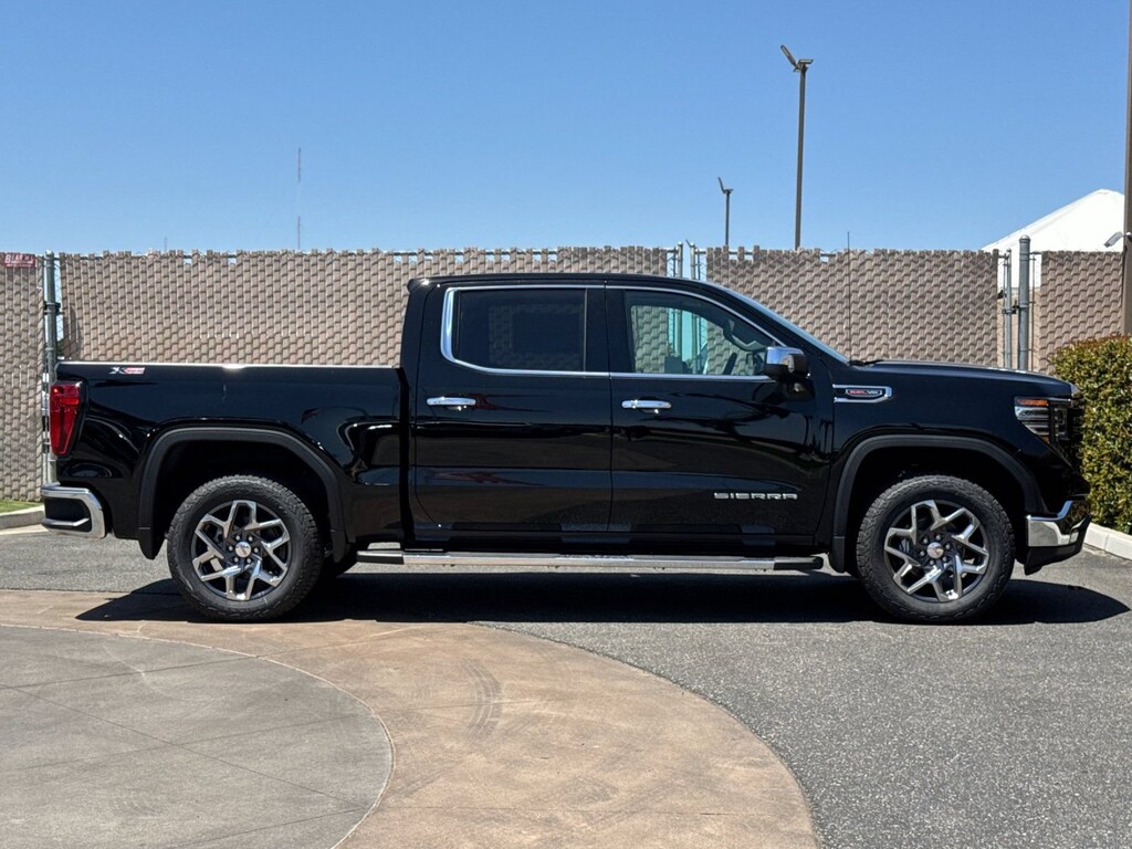 New 2026 GMC Sierra 1500 SLT Truck