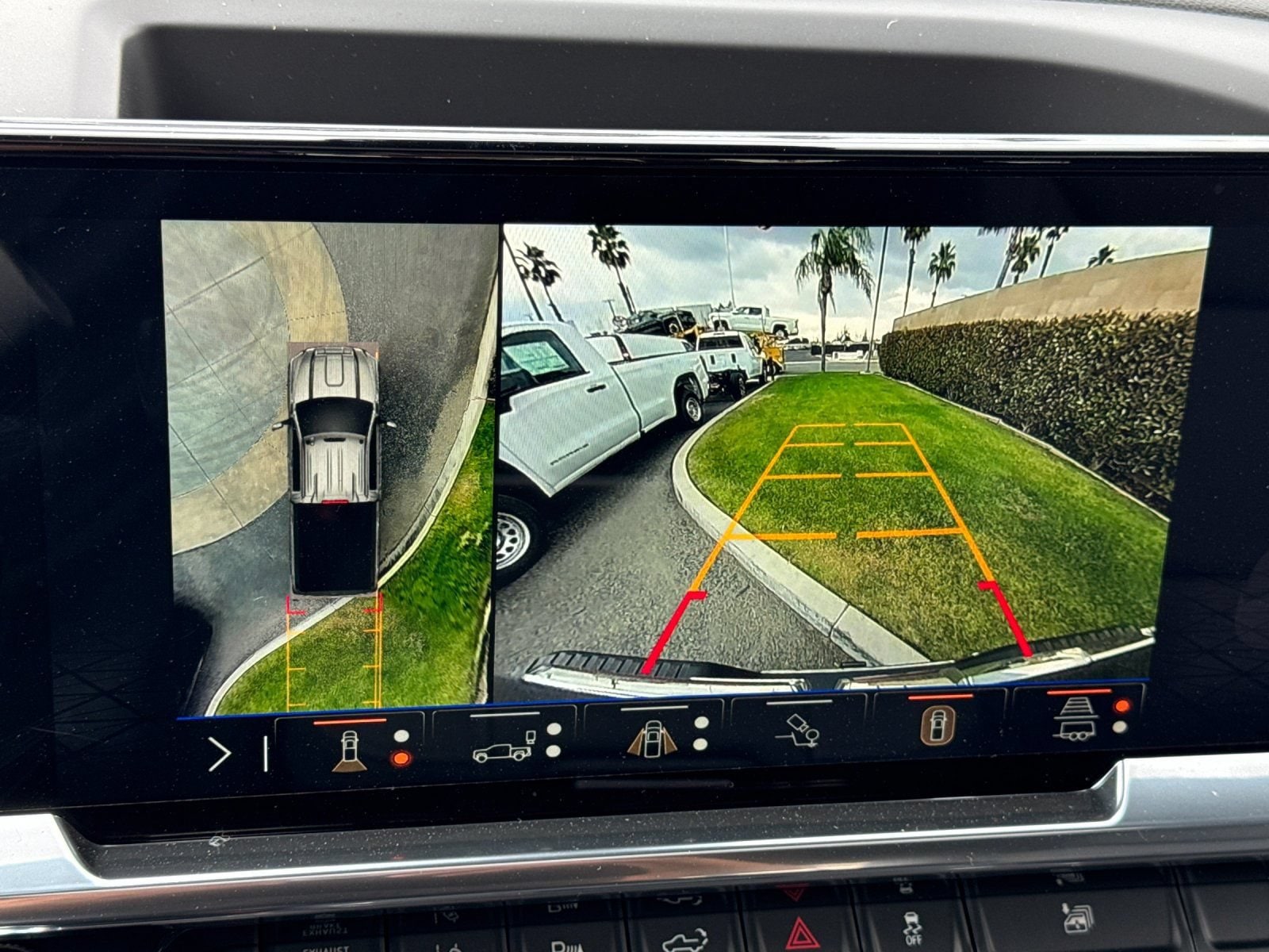 2026 GMC Sierra 2500HD SLT - Photo 17