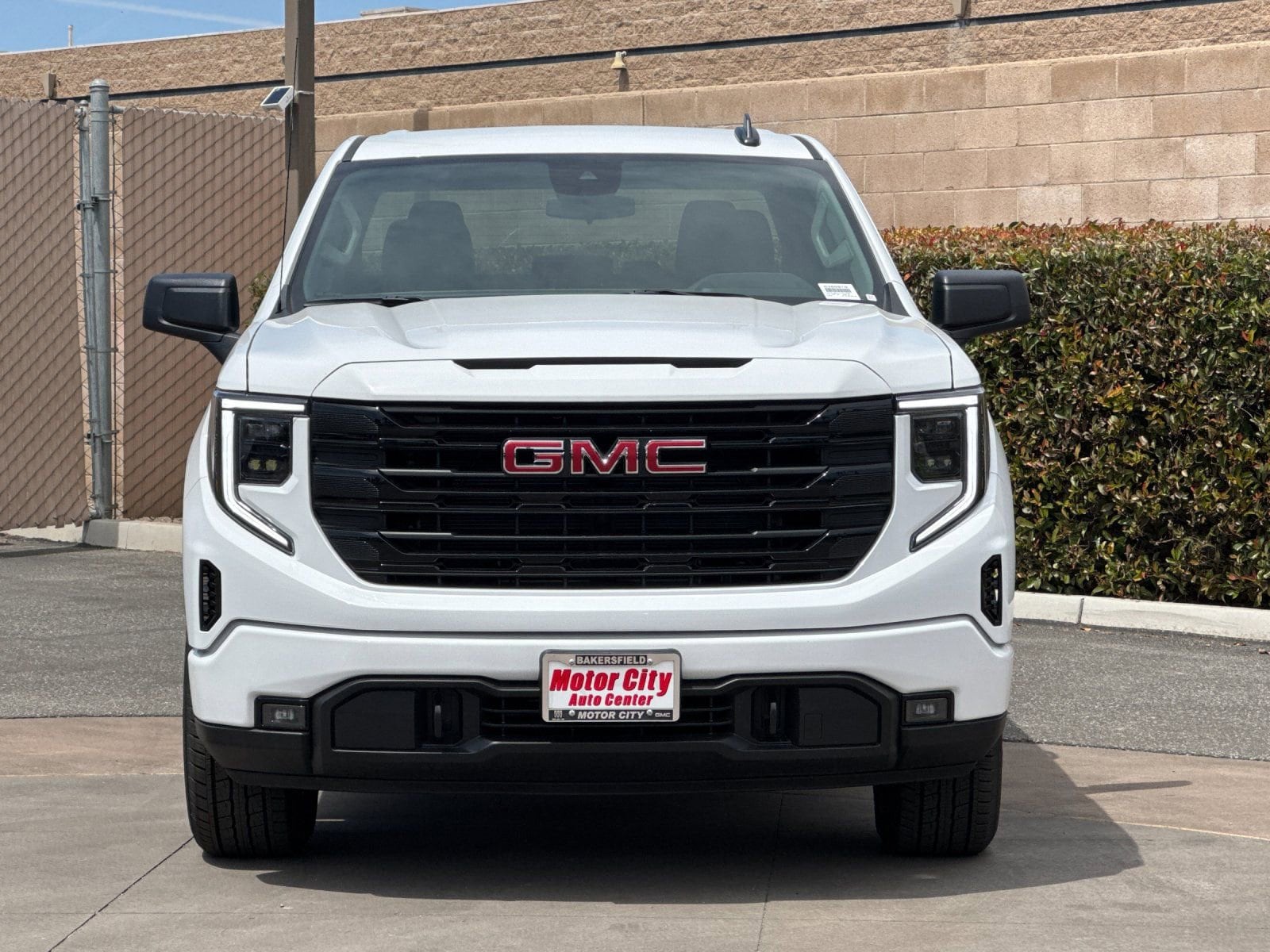 2026 GMC Sierra 1500 Elevation photo 3