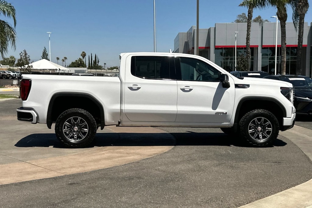 Used 2025 GMC Sierra 1500 AT4 Truck