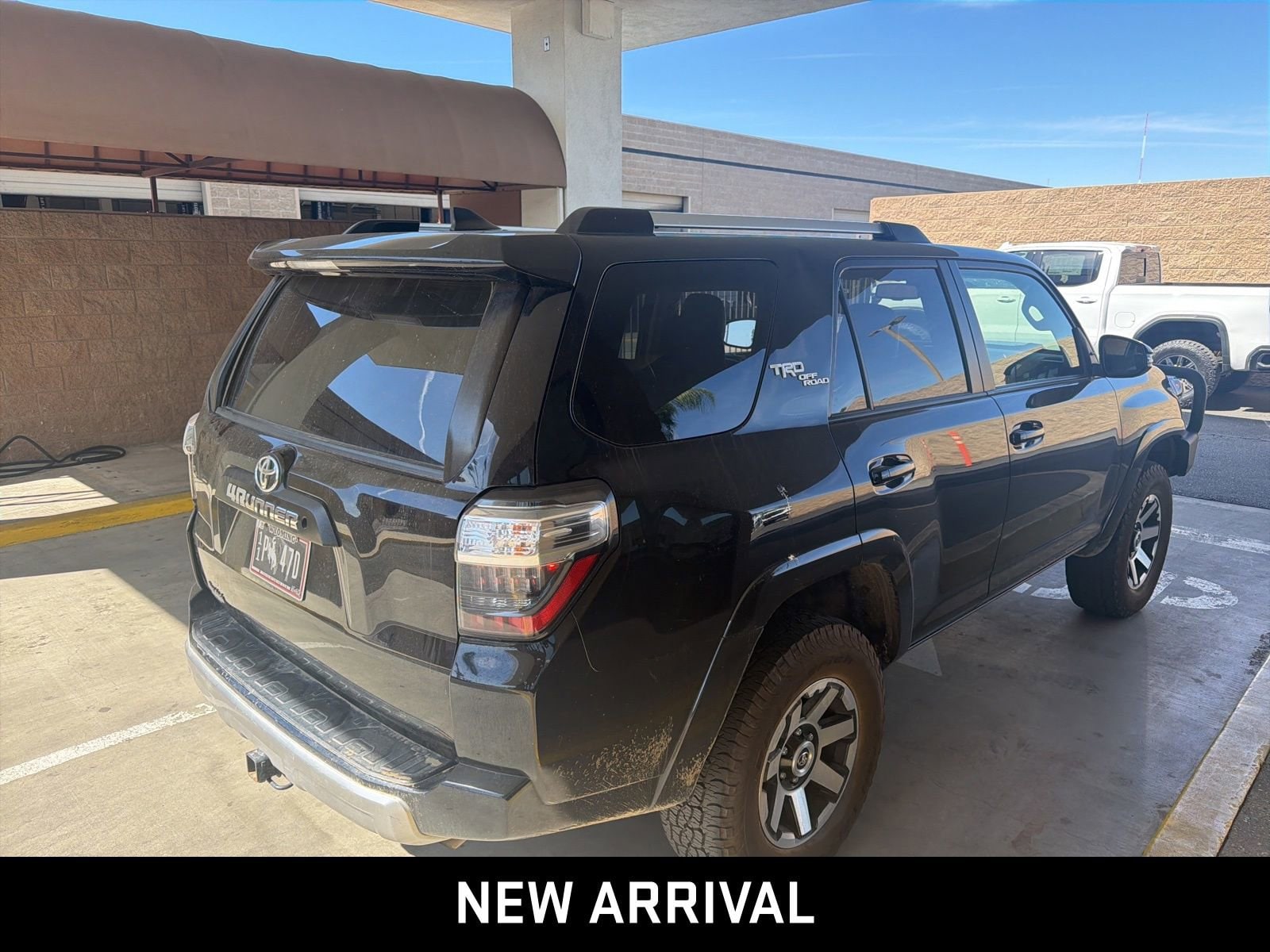 2018 Toyota 4Runner SR5 photo 4