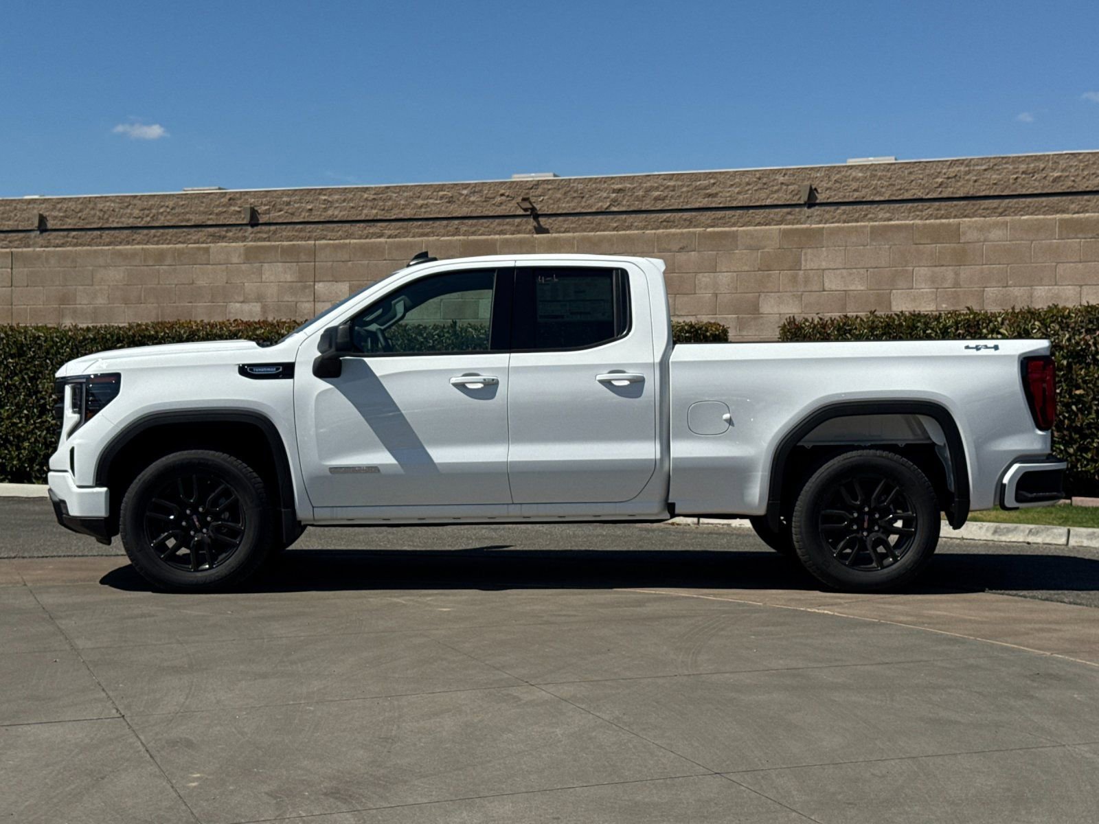 2026 GMC Sierra 1500 Elevation photo 5