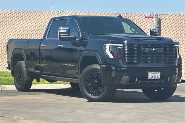 Used 2024 GMC Sierra 2500HD Denali Ultimate with VIN 1GT49XEY4RF170564 for sale in Bakersfield, CA