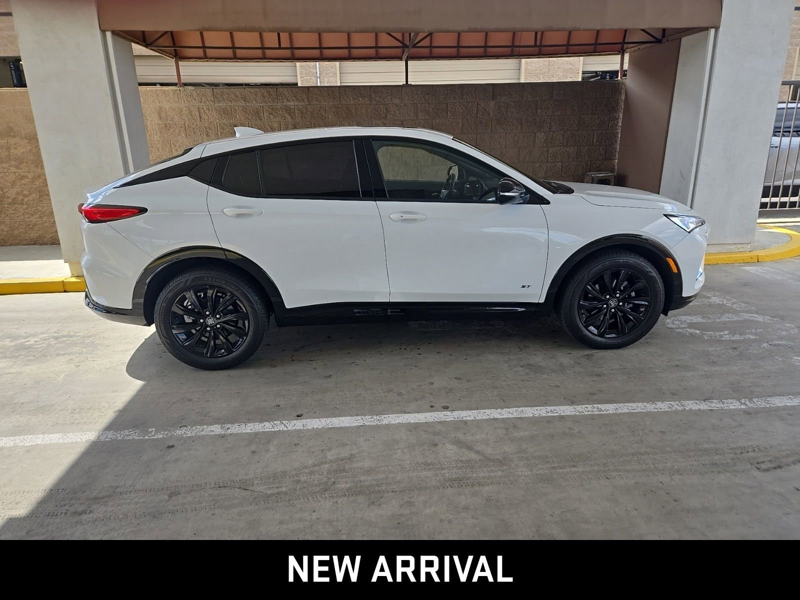 2025 Buick Envista Sport Touring photo 5