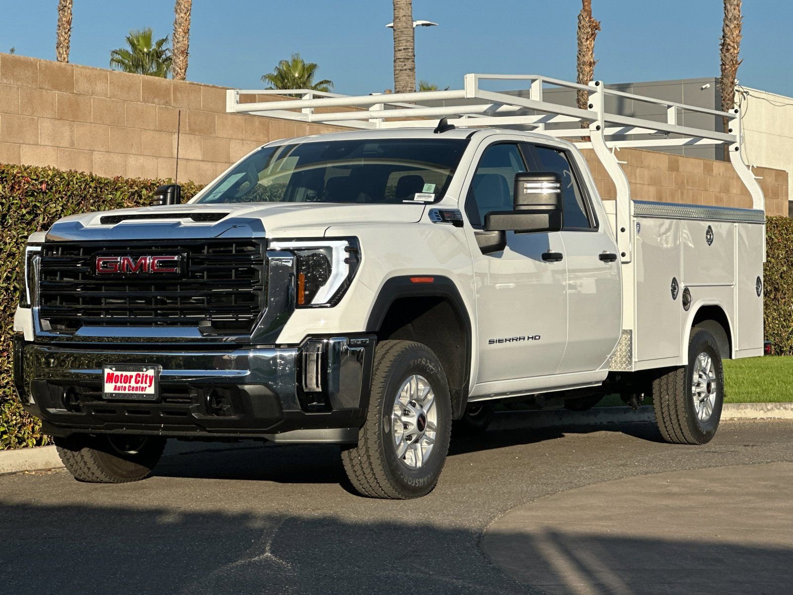 2026 GMC Sierra 2500 HD Pro photo 6