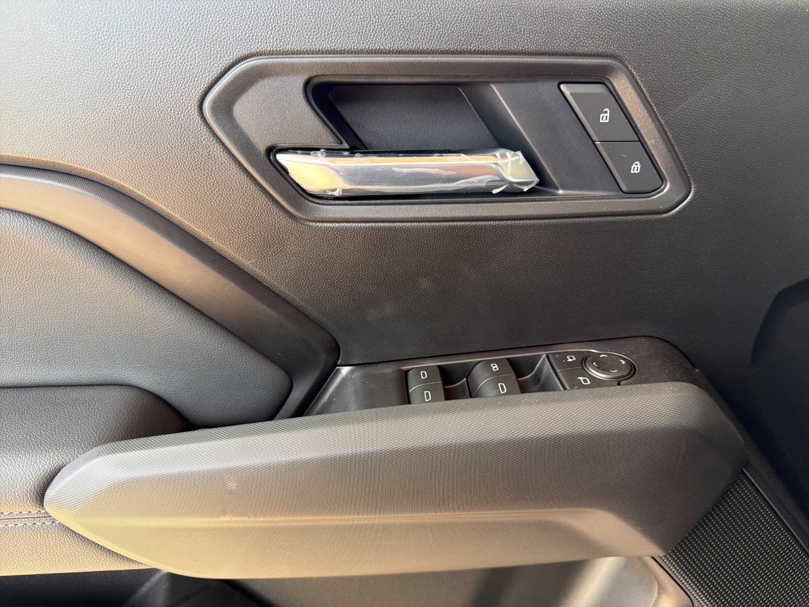 2026 GMC Canyon Elevation - Photo 10