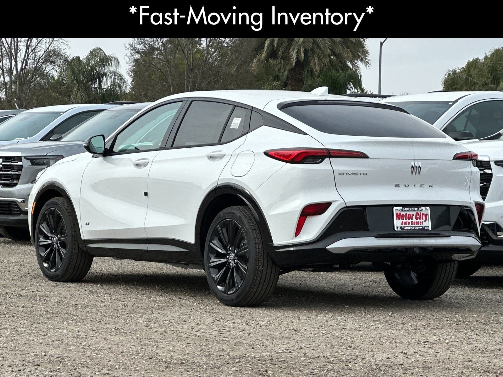 2026 Buick Envista Sport Touring photo 4