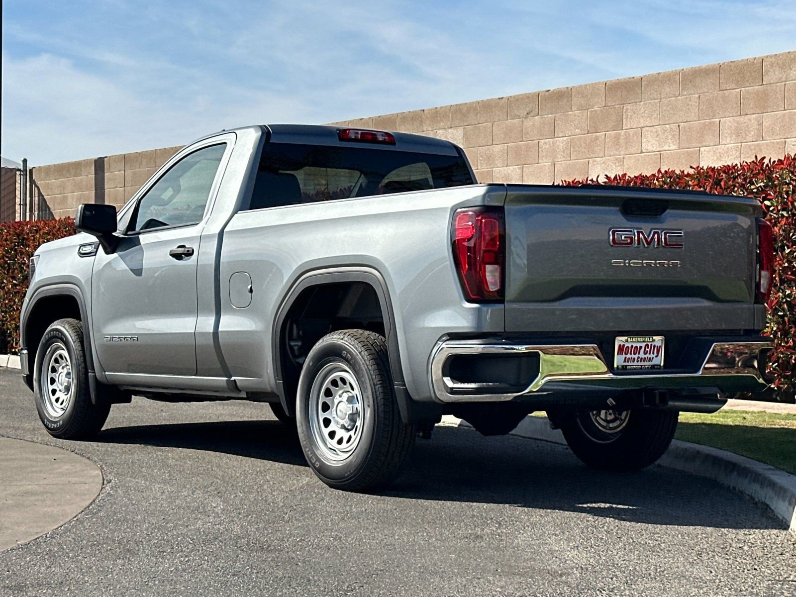 2026 GMC Sierra 1500 Pro photo 4
