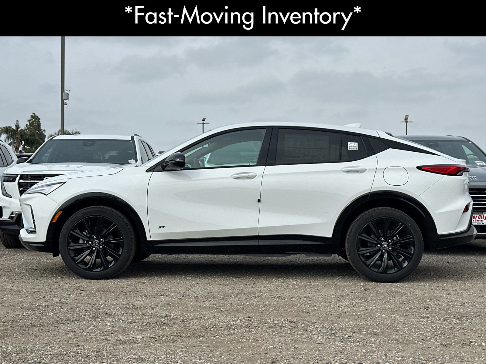 2026 Buick Envista Sport Touring photo 5