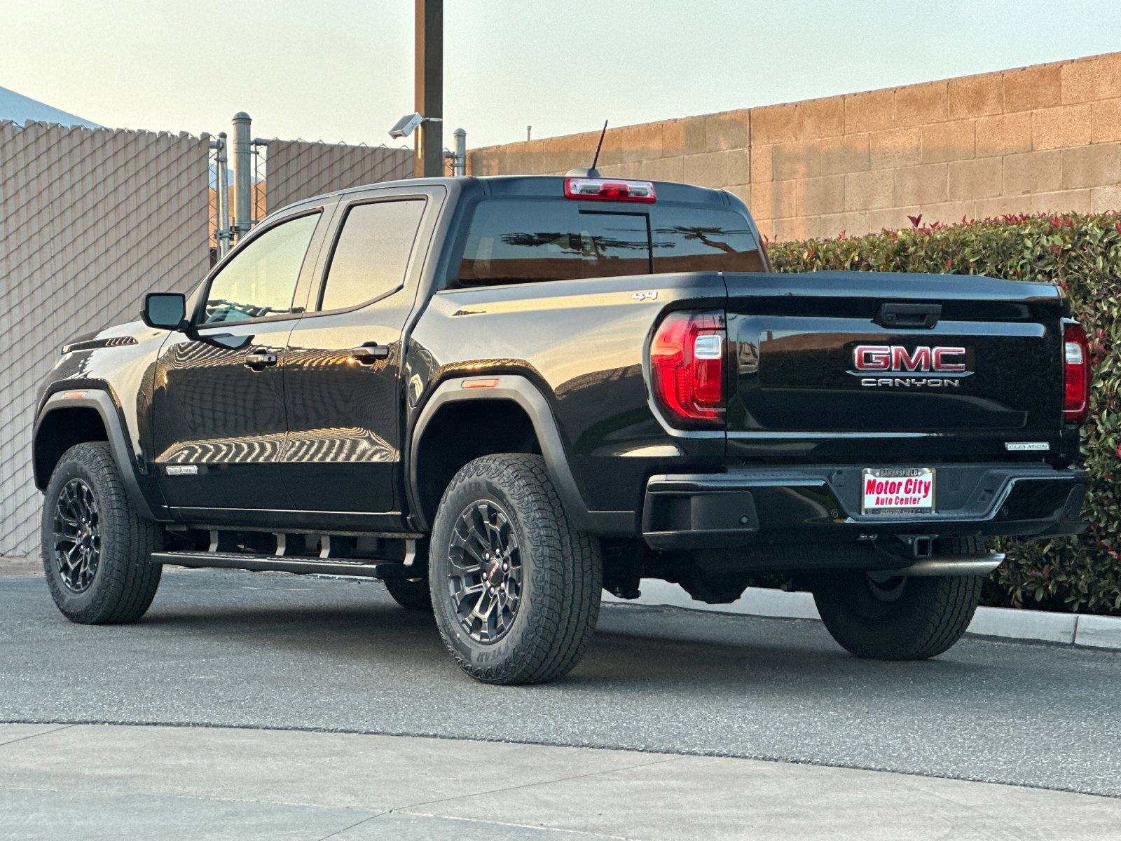 2026 GMC Canyon Elevation photo 4