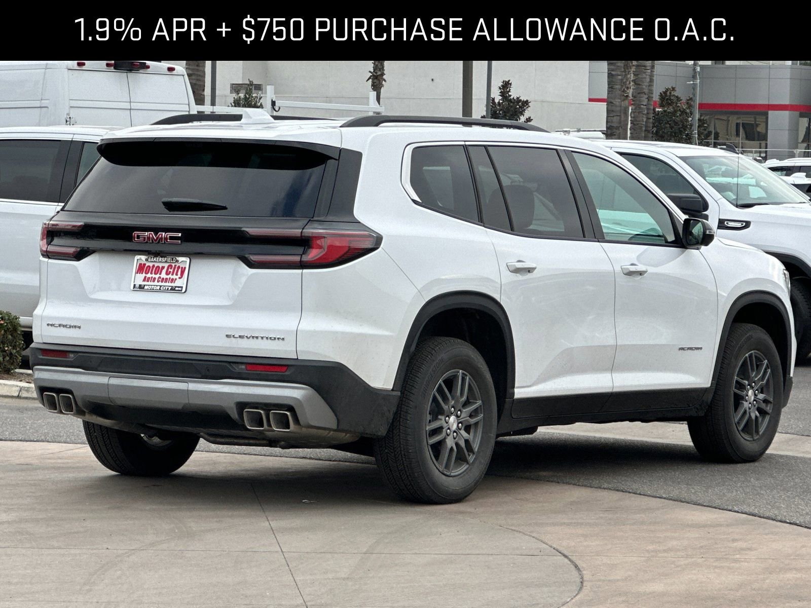 2026 GMC Acadia Elevation photo 2