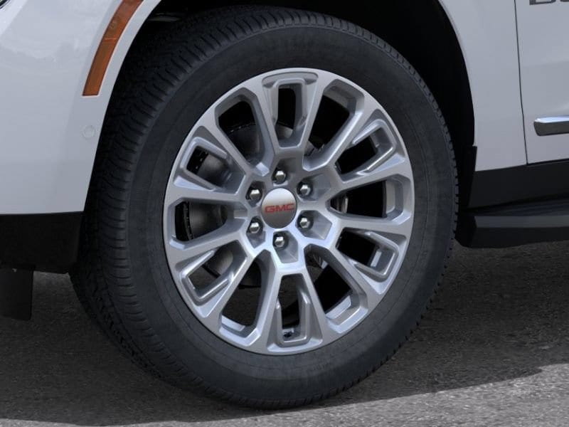 2026 GMC Yukon Denali - Photo 7