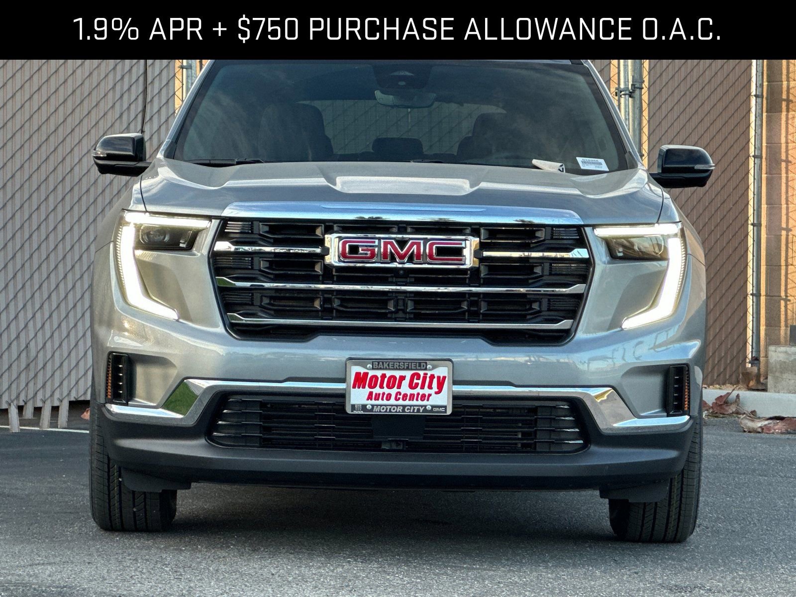 2026 GMC Acadia Elevation photo 3