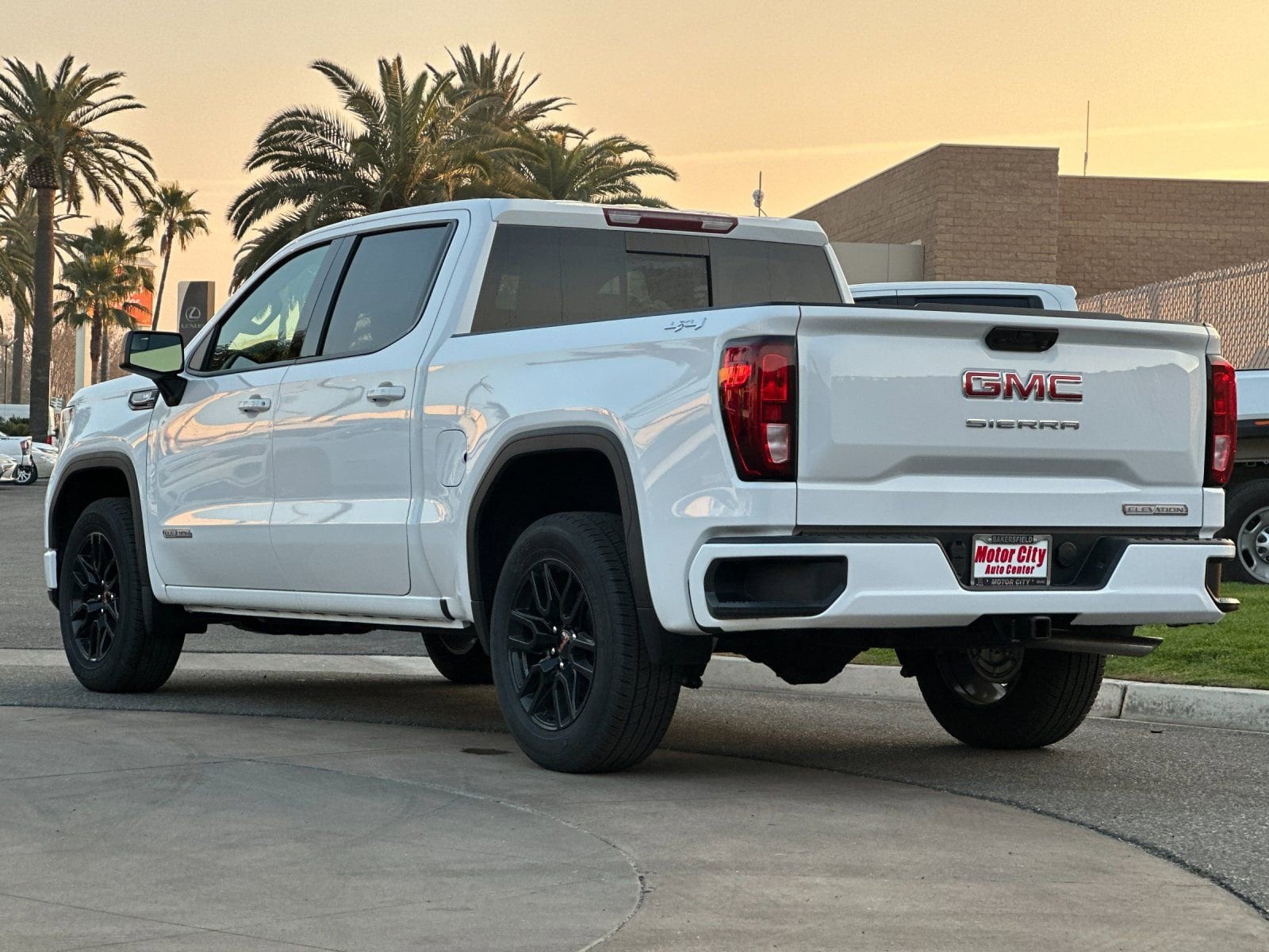 2026 GMC Sierra 1500 Elevation photo 4